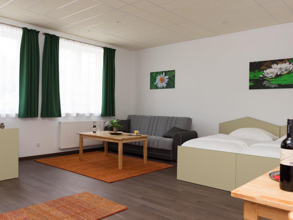Winrooms "Hotel&Appartement" Wiener Neustadt Dış mekan fotoğraf