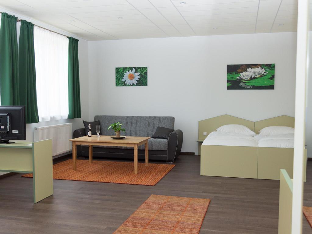 Winrooms "Hotel&Appartement" Wiener Neustadt Dış mekan fotoğraf